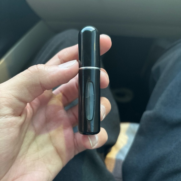 Creed Aventus Bottle – Clear Glass with Black Accents - Picture 2 of 2